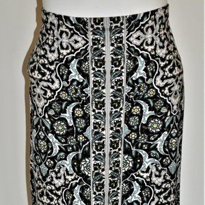 Size S Max Studio Skirt